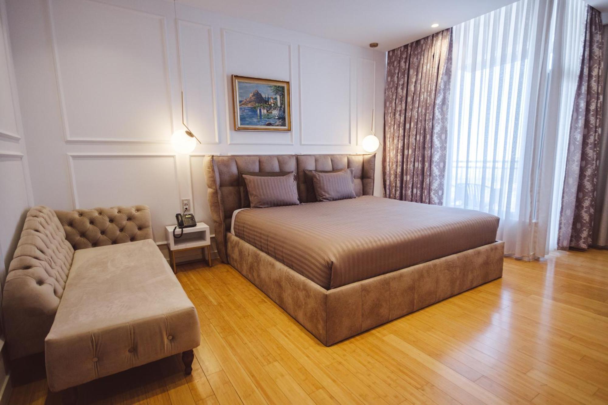 Star Hill Hotel & Spa Приштина Экстерьер фото